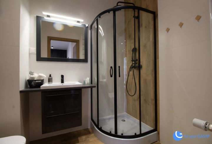 Nowe |44mkw |TARAS 14MKW| Powstańców| od zaraz!