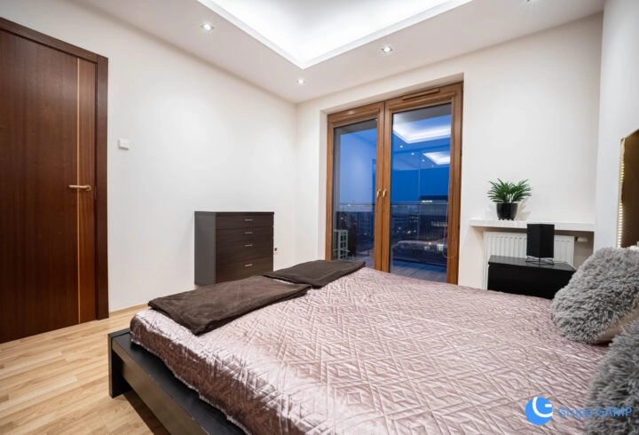 2 pok*Wiślane Tarasy*klimatyzacja, balkon, garaż