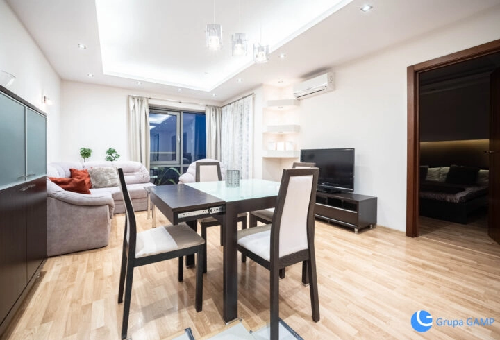 2 pok*Wiślane Tarasy*klimatyzacja, balkon, garaż