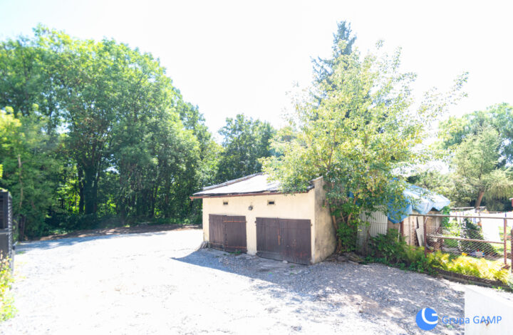 Plac 2ary+garaż+budynek/magazyn *Aleja JP II*