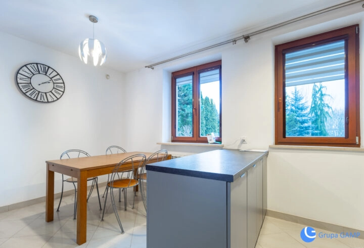 3 osobne pokoje | 167m2 + ogród | Dom w Węgrzcach