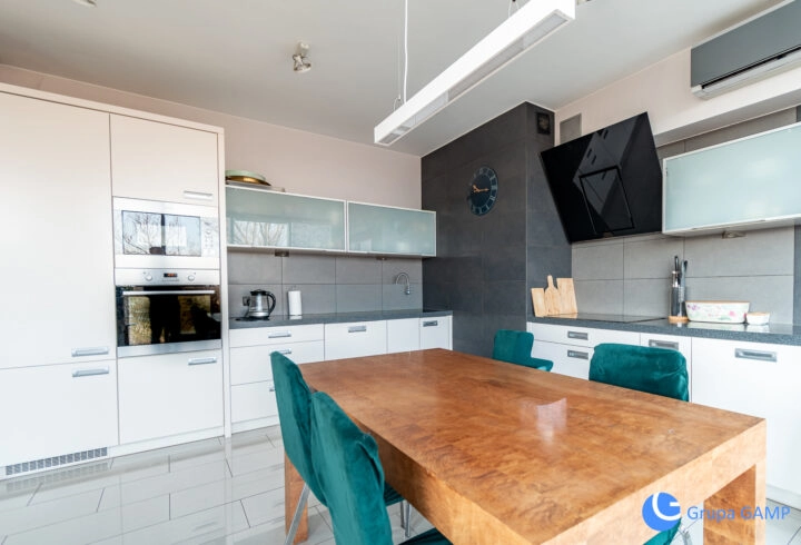 4-pok. *Apartamenty Ludwinów*widok na Wawel, sauna