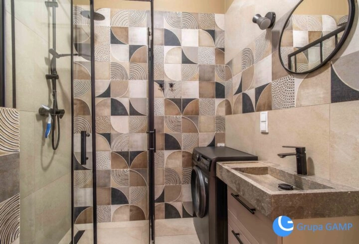 Studio w centrum| 2900 total| Plac inwalidów