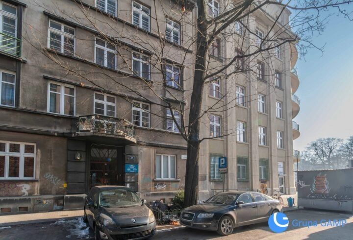 Studio w centrum| 2900 total| Plac inwalidów