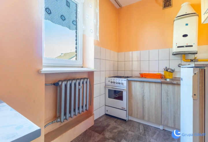 Od kwietnia | Dom dla 10-12 pracowników | Węgrzce