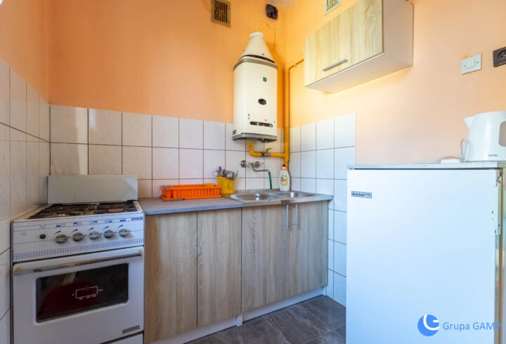 Od kwietnia | Dom dla 10-12 pracowników | Węgrzce