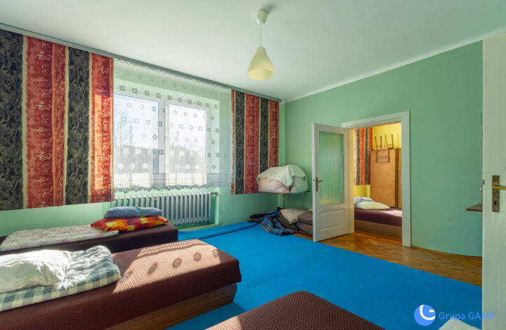 Od kwietnia | Dom dla 10-12 pracowników | Węgrzce