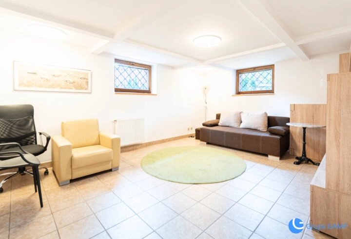 2-pok. *Wola Justowska*parking, 2 łazienki, sauna