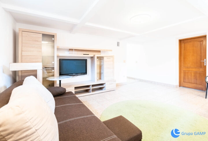 2-pok. *Wola Justowska*parking, 2 łazienki, sauna