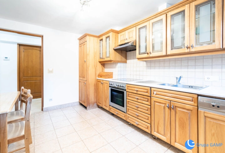 2-pok. *Wola Justowska*parking, 2 łazienki, sauna