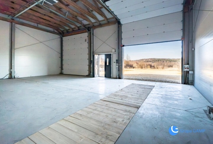 Hala | Grojec | A4 | 112m2