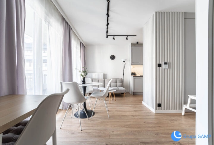 Nowoczesne studio, blisko centrum! 30m+ balkon