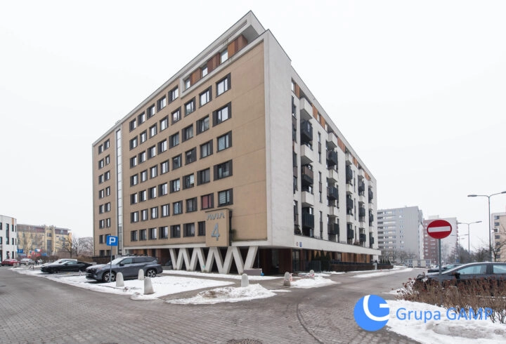 3-pok. 56 m2, balkon, os. Avia, miejsce postojowe.