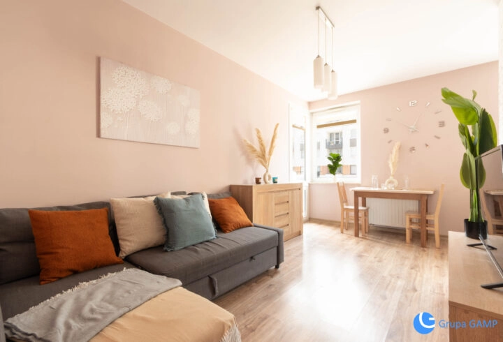 3-pok. 56 m2, balkon, os. Avia, miejsce postojowe.