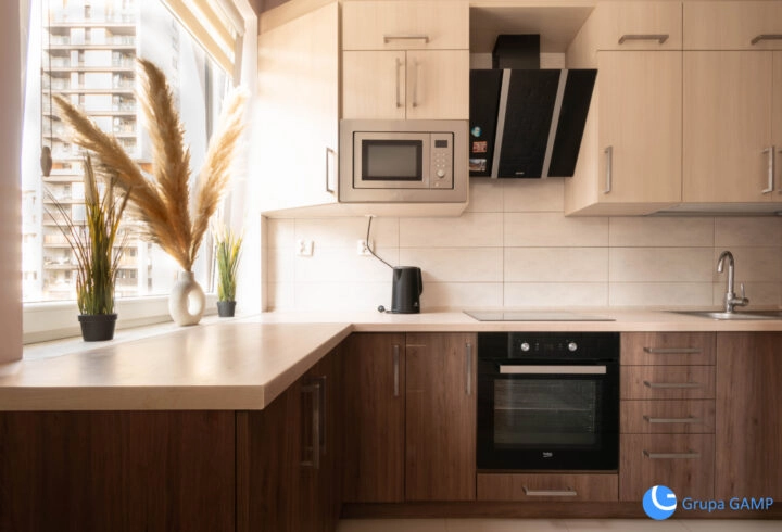 3-pok. 56 m2, balkon, os. Avia, miejsce postojowe.