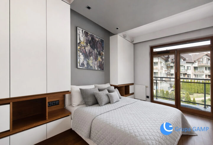 Bronowice, trzy pokoje z garażem, 74m2, od zaraz!