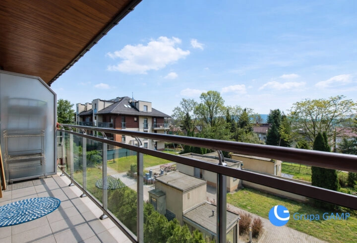 Bronowice, trzy pokoje z garażem, 74m2, od zaraz!