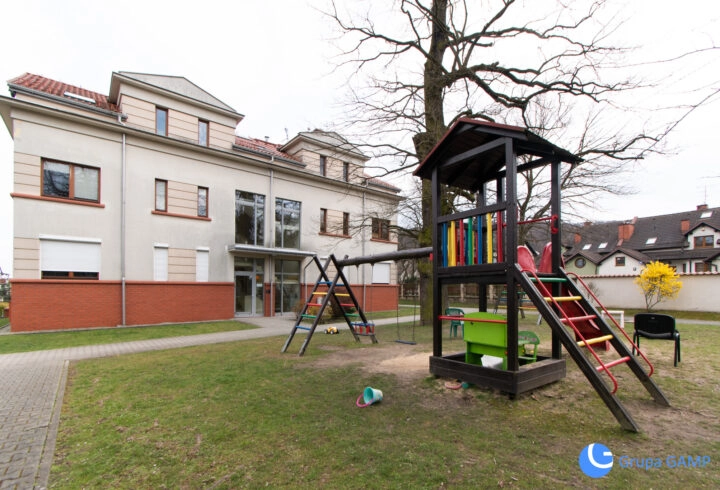 Wola Justowska, 2-pok. 55m2, balkon.