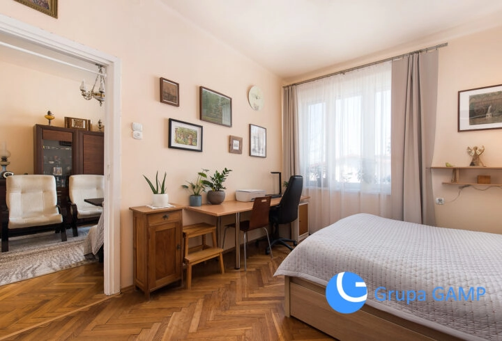 Klimatyczne dwa pokoje, osobna kuchnia, ul. Barska