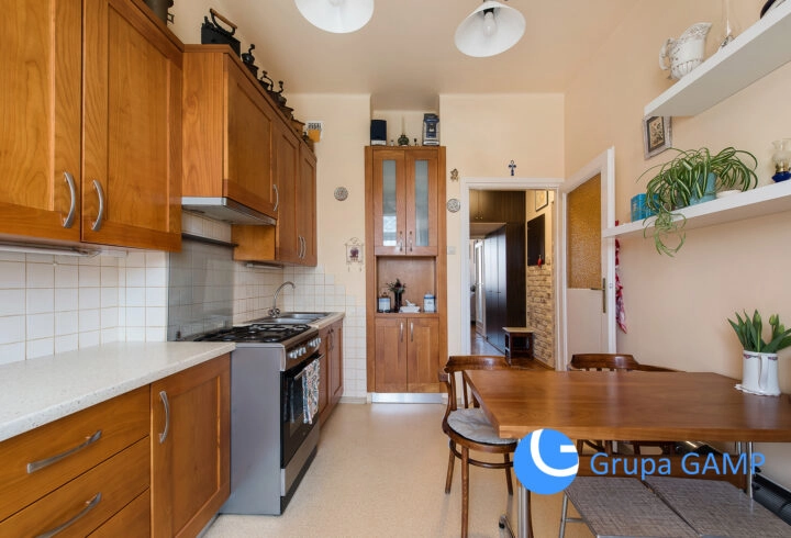 Klimatyczne dwa pokoje, osobna kuchnia, ul. Barska