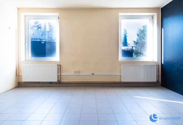 LOKAL BIUROWO-USŁUGOWY | 56 m2 | CHEŁMEK