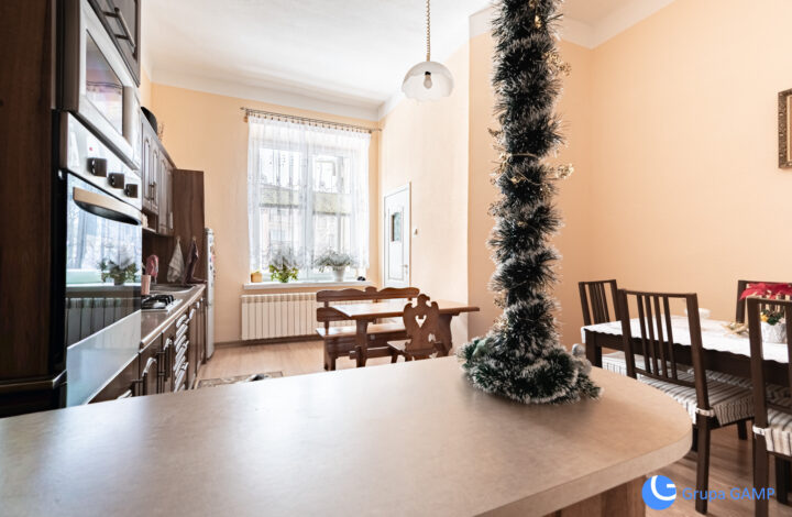 4 -pok. 70m2 *Chrzanów-Centrum* kamienica