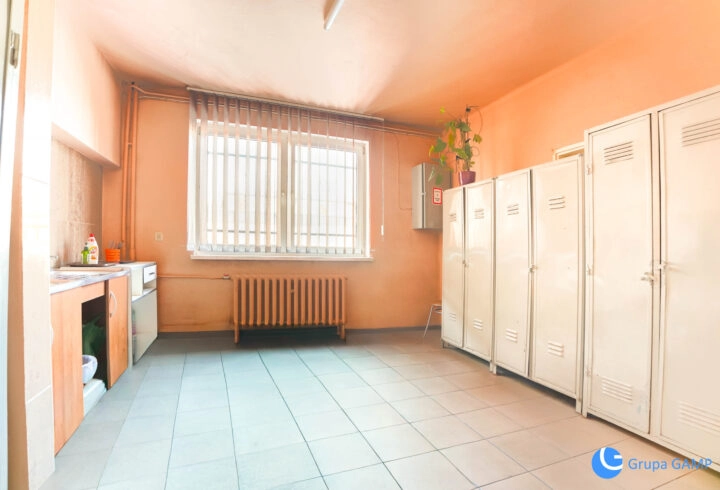 Lokal produkcyjno-magazynowy | 211 m2 | Chełmek