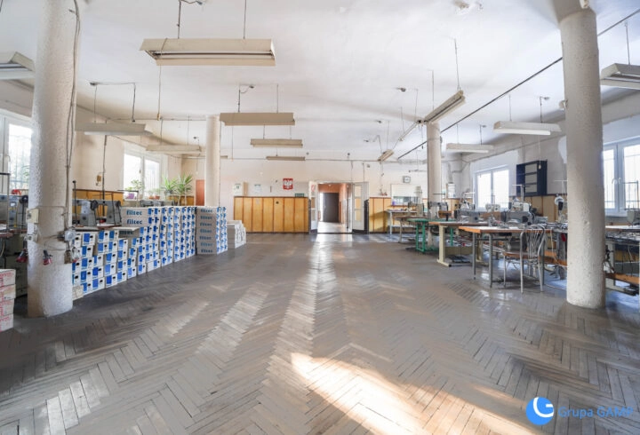 Lokal produkcyjno-magazynowy | 211 m2 | Chełmek