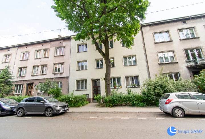 Kameralna kamienica przy ul. Spokojnej, dwa pokoje