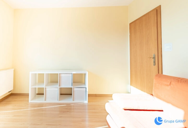 Studio z oddzielną kuchnią *os. Mozarta* 30m2