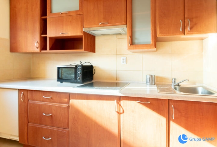 Studio z oddzielną kuchnią *os. Mozarta* 30m2