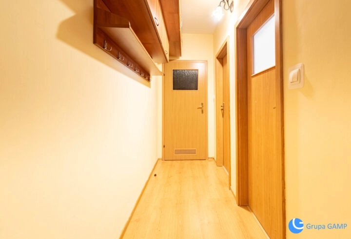 Studio z oddzielną kuchnią *os. Mozarta* 30m2