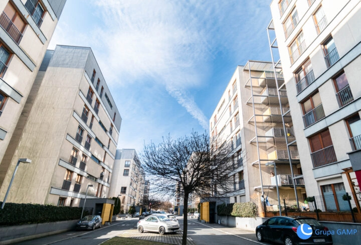 Studio z oddzielną kuchnią *os. Mozarta* 30m2