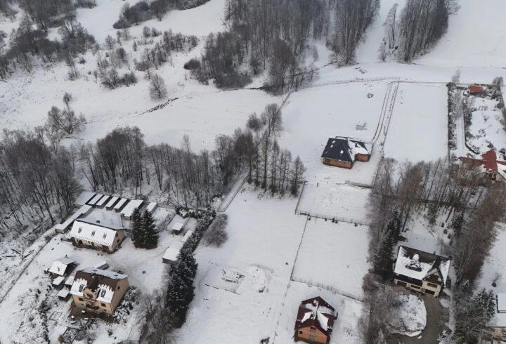 Widokowa działka 13,4 ar w Sieprawiu | Media!