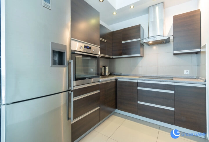 Grzegórzki|2 pokoje z balkonem, garażem i komórką