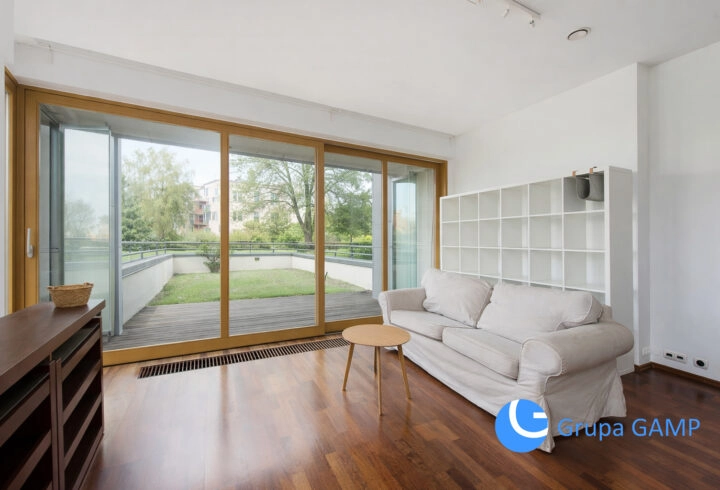 *Willa Emaus* Klimatyczne studio nad Rudawą!