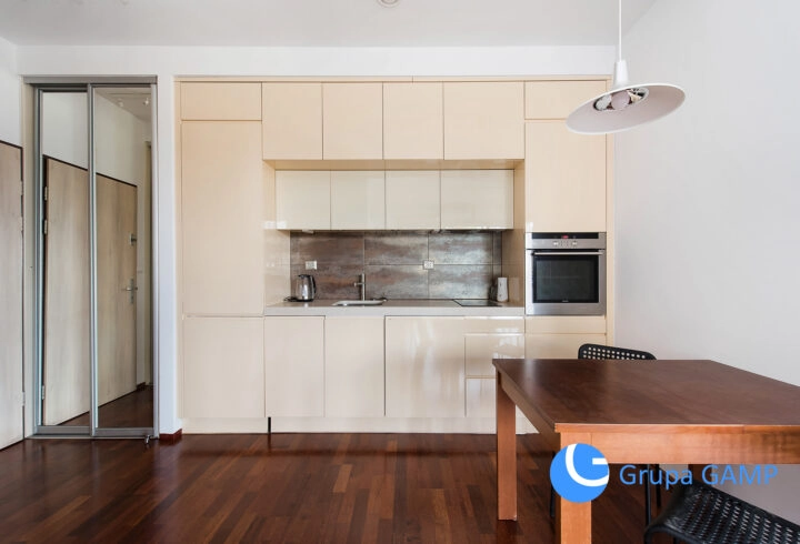 *Willa Emaus* Klimatyczne studio nad Rudawą!