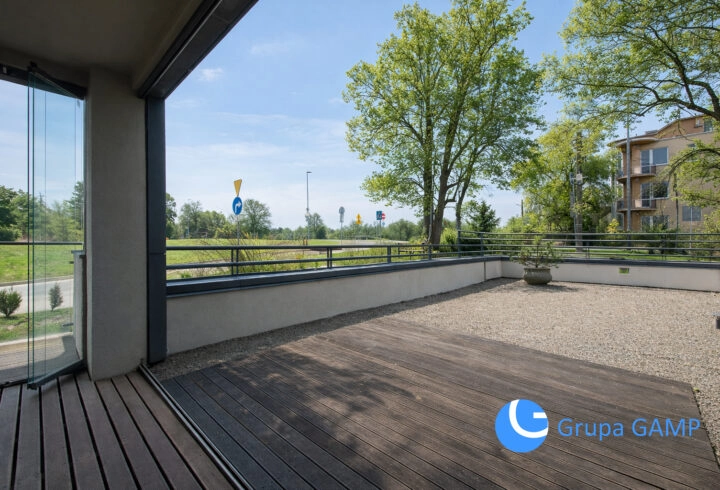 *Willa Emaus* Klimatyczne studio nad Rudawą!