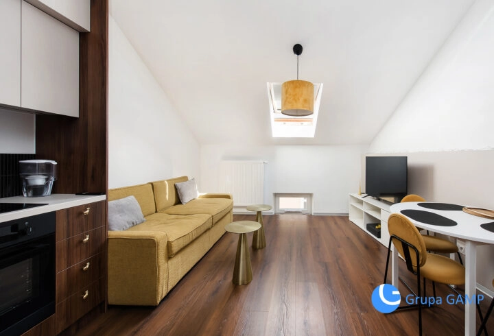 Wykończone studio z antresolą na Starym Mieście!