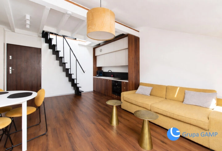 Wykończone studio z antresolą na Starym Mieście!