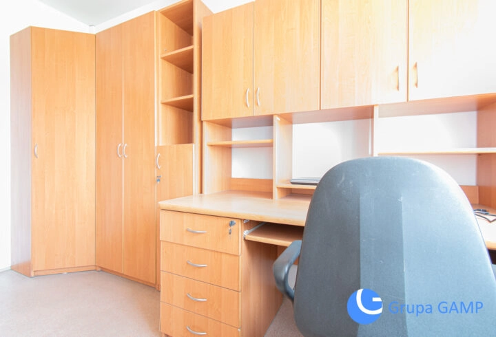 8 pomieszczeń, 120m2 Lokal Biurowy *Isep-Czyżyny*