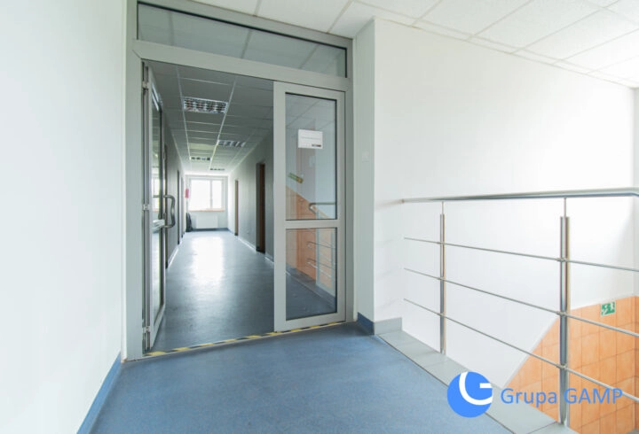 8 pomieszczeń, 120m2 Lokal Biurowy *Isep-Czyżyny*