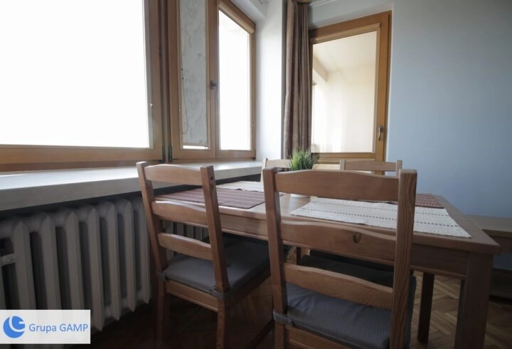 Widokowe 2-pok z oddzielną kuchnia, ul. Królewska