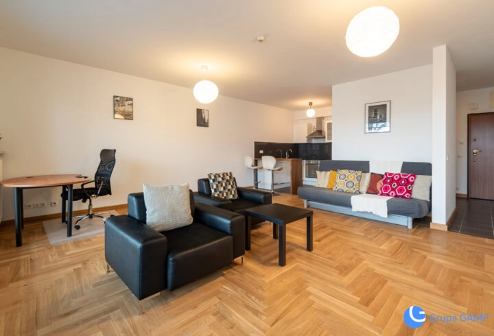 Kawalerka przy Karmelickiej 52m2, Stare Miasto.