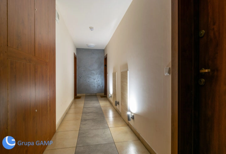 Jasne, 2 pokoje, balkon, garaż, Prądnik Biały