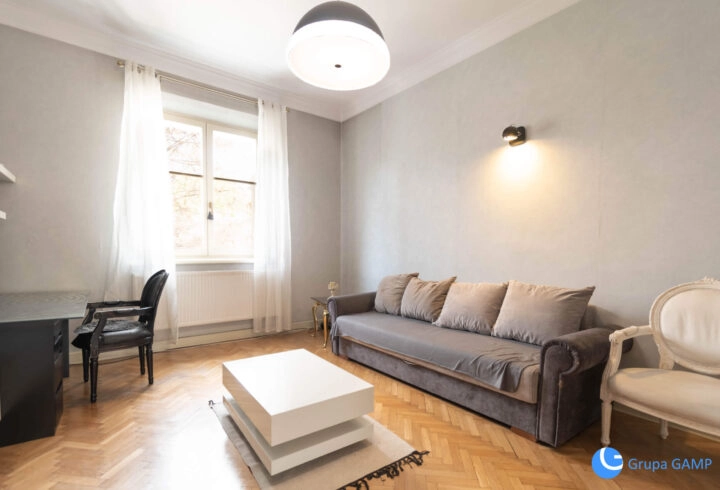 3-pok.104 m2, Stare Miasto, ul. Wielopole, balkon.