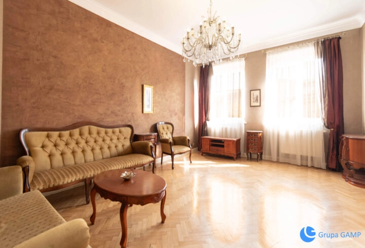 3-pok.104 m2, Stare Miasto, ul. Wielopole, balkon.