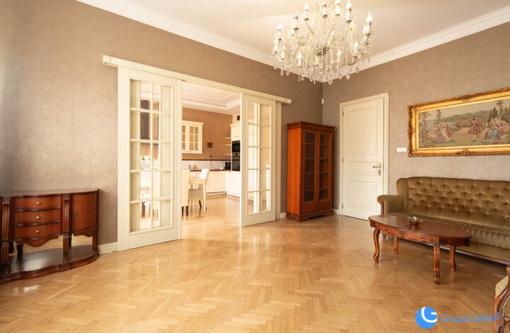 3-pok.104 m2, Stare Miasto, ul. Wielopole, balkon.