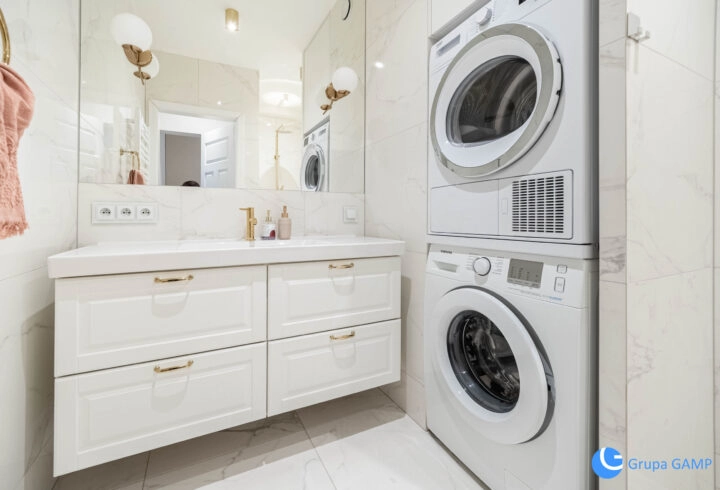 Przestronne 2-pok.*60 m2*balkon*os. Mozarta.