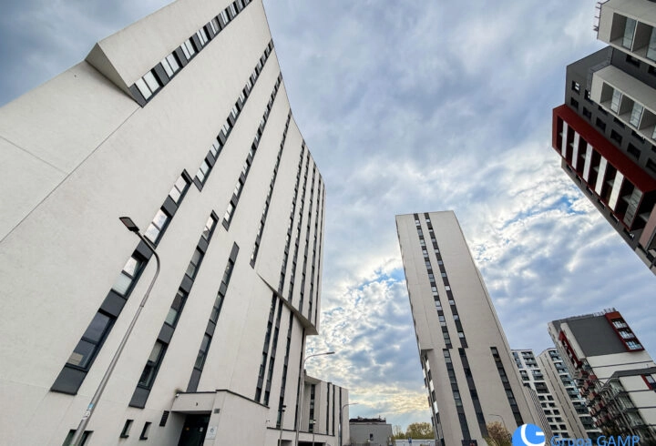 Nowoczesne Studio *Mogilska* 6 piętro | loggia